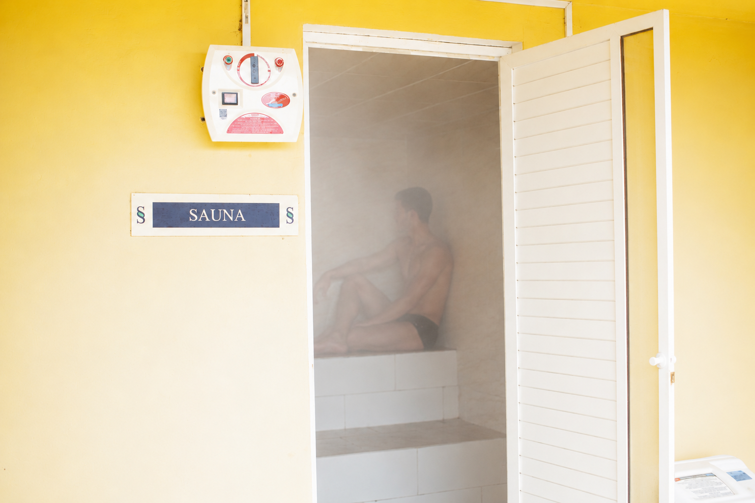 Entrada da sauna úmida aromatizada da pousada